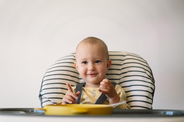 Co na obiad dla 6 miesięcznego dziecka warto przygotować?