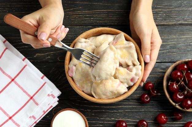 Gruzińskie pierogi jak jeść by poczuć prawdziwy smak Gruzji?