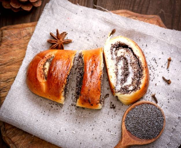 Jak zrobić struclę z makiem by zachwycić domowników?