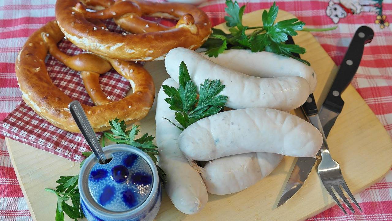 Kiełbasa wiejska jak zrobić ją w domu?